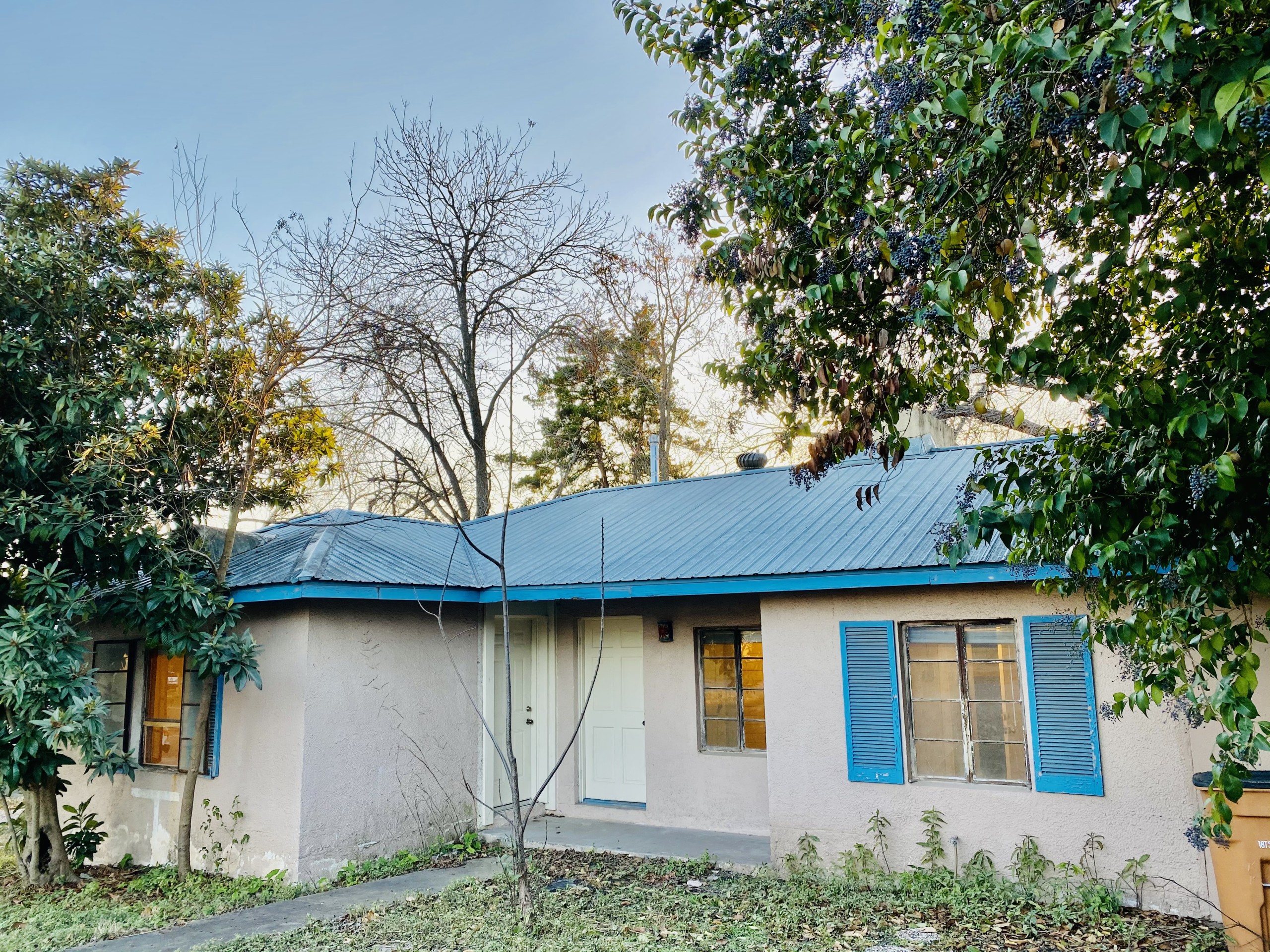 Giles St Unit A2. Austin Rooms for Rent